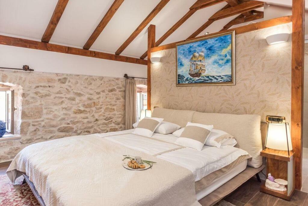 Villa Hirundo Rustica Skradin Eksteriør billede